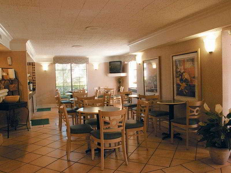 Quality Inn & Suites North Charleston - Ashley Phosphate Restoran foto